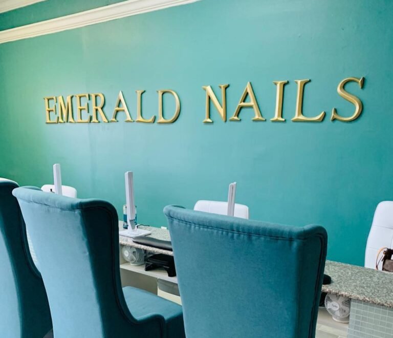 Welcome to Emerald Nails